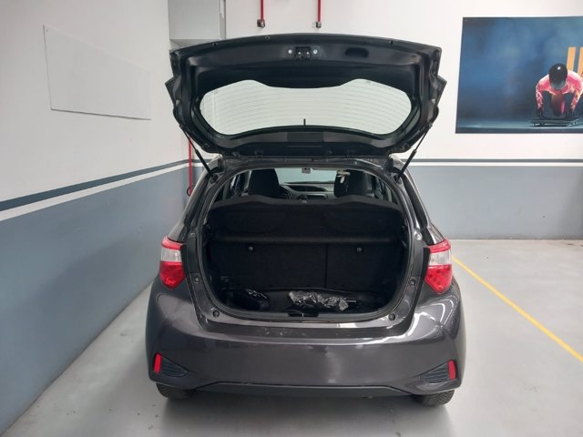 TOYOTA Yaris 1.5 Hybrid 5 porte Active