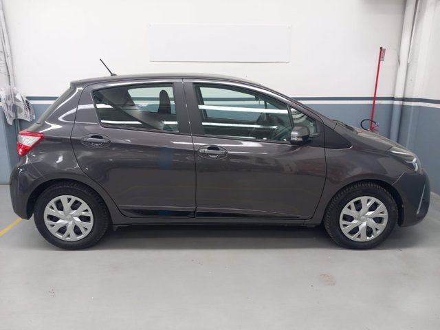 TOYOTA Yaris 1.5 Hybrid 5 porte Active