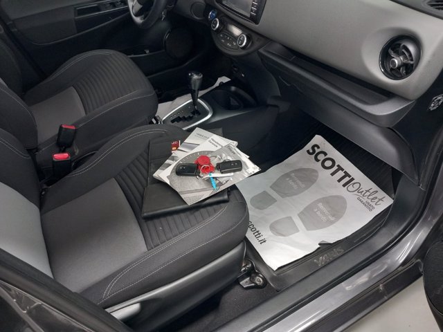 TOYOTA Yaris 1.5 Hybrid 5 porte Active