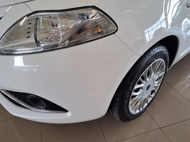 LANCIA Ypsilon 1.2 silver 69cv