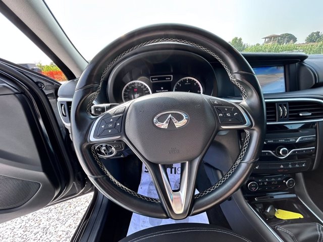INFINITI Q30 1.5 D 109cv Premium