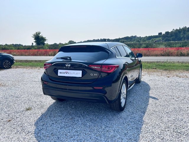INFINITI Q30 1.5 D 109cv Premium