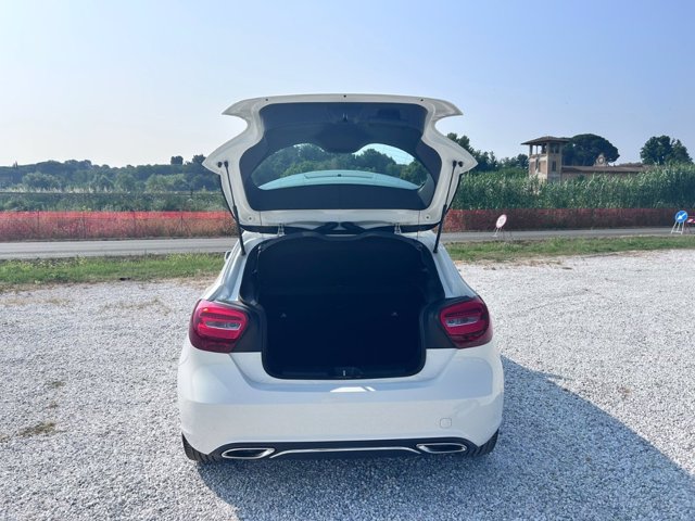 MERCEDES A 180 d Sport