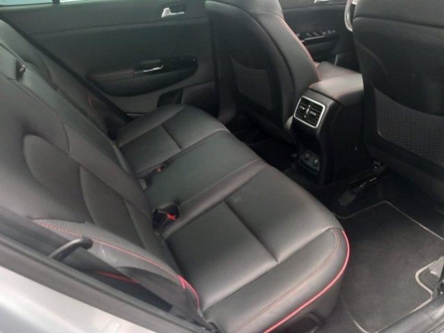 KIA Sportage 1.6 crdi mhev gt line plus lounge pack awd 136cv dct