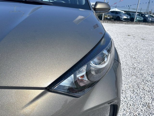 TOYOTA Yaris 1.0 5 porte Active