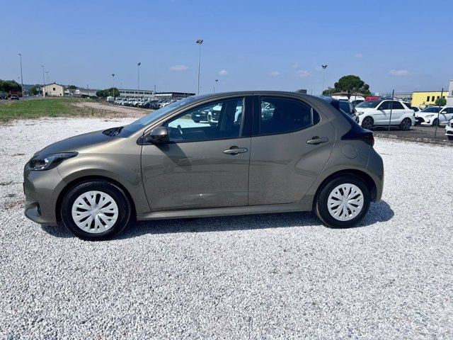 TOYOTA Yaris 1.0 5 porte Active