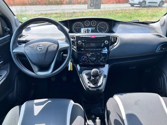 LANCIA Ypsilon 1.2 8v elefantino ecochic gpl 69cv my14