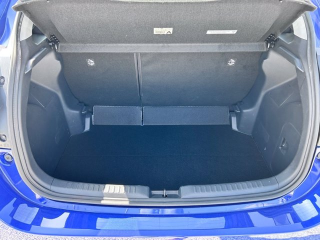 TOYOTA Yaris 1.0 trend