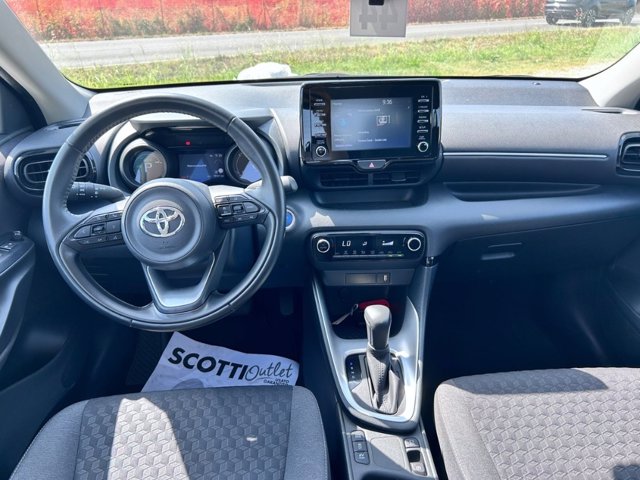 TOYOTA Yaris 1.5 Hybrid 5 porte Trend