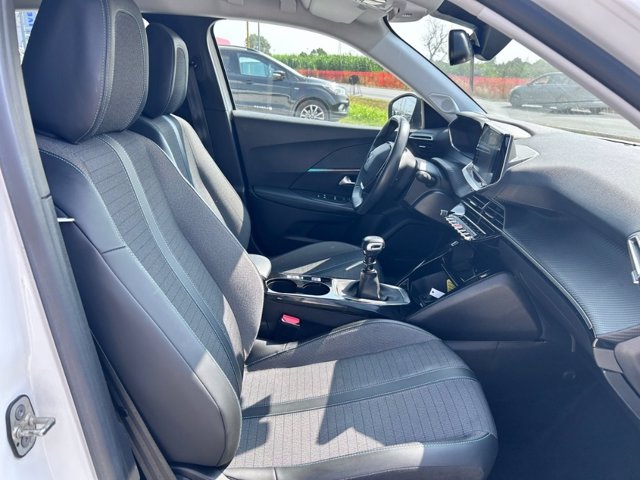 PEUGEOT 2008 PureTech 130 S&S Allure Pack