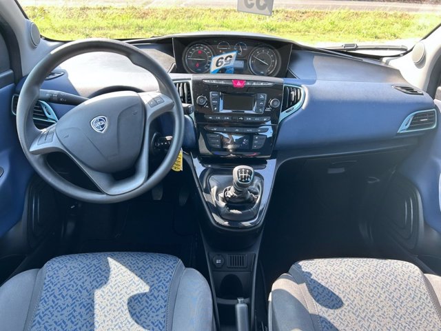 LANCIA Ypsilon 1.0 firefly hybrid gold s&s 70cv