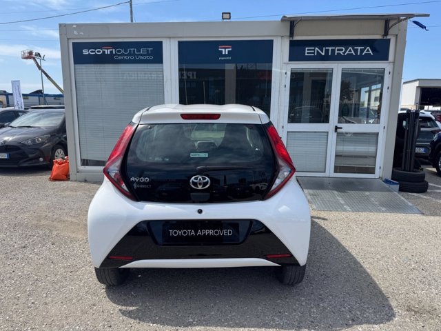 TOYOTA Aygo Connect 1.0 VVT-i 72 CV 5 porte x-play