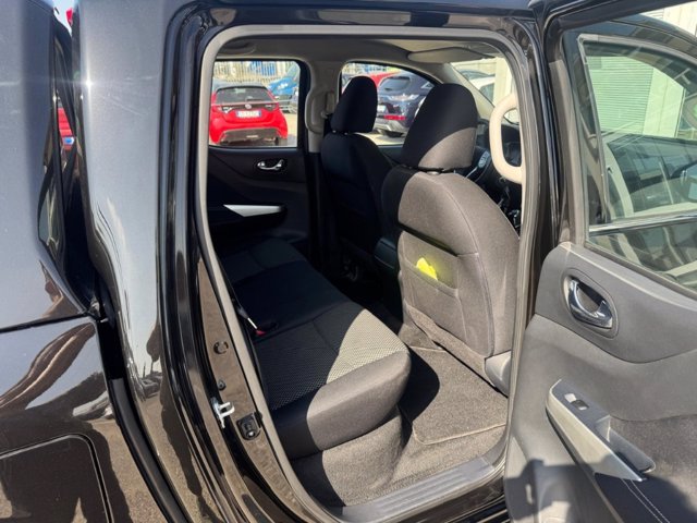 NISSAN Navara Double Cab 2.3 dCi 163cv Visia 4WD