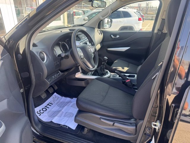 NISSAN Navara Double Cab 2.3 dCi 163cv Visia 4WD