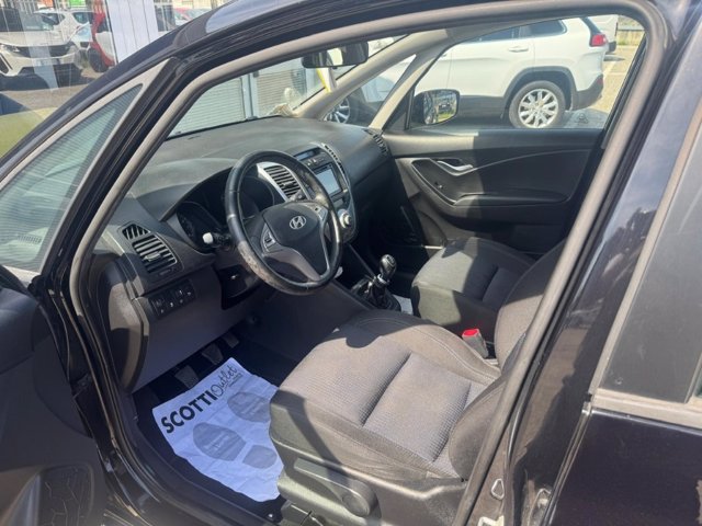 HYUNDAI ix20 1.4 90 CV Classic