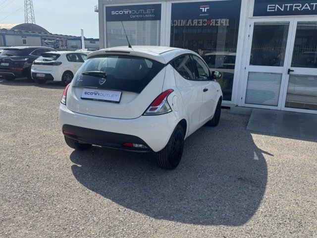 LANCIA Ypsilon 1.2 69 CV 5 porte Elefantino