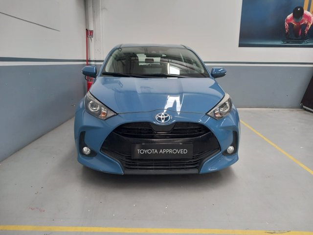 TOYOTA Yaris 1.5h active