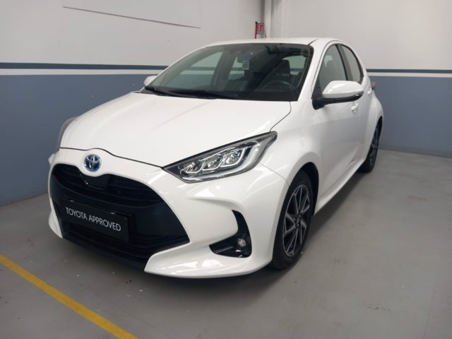 TOYOTA Yaris 1.5h trend