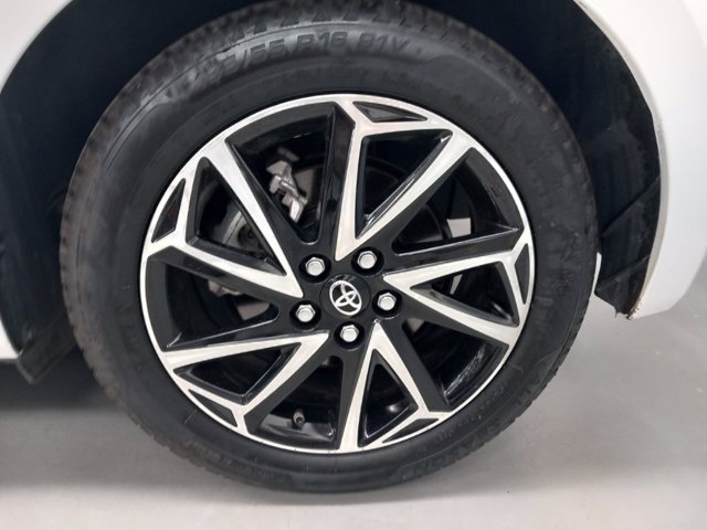 TOYOTA Yaris 1.5h trend