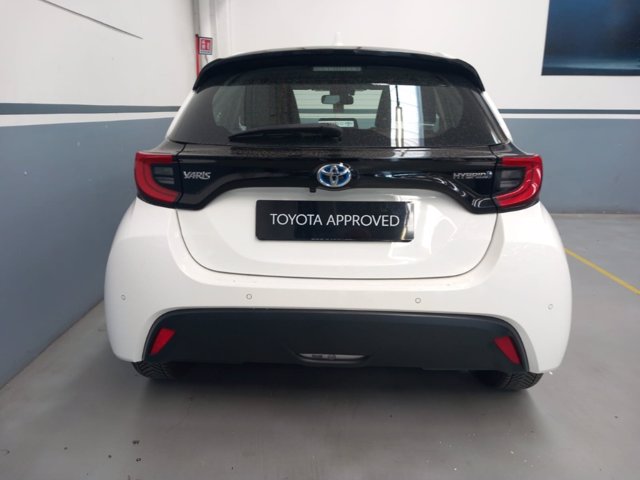 TOYOTA Yaris 1.5h trend