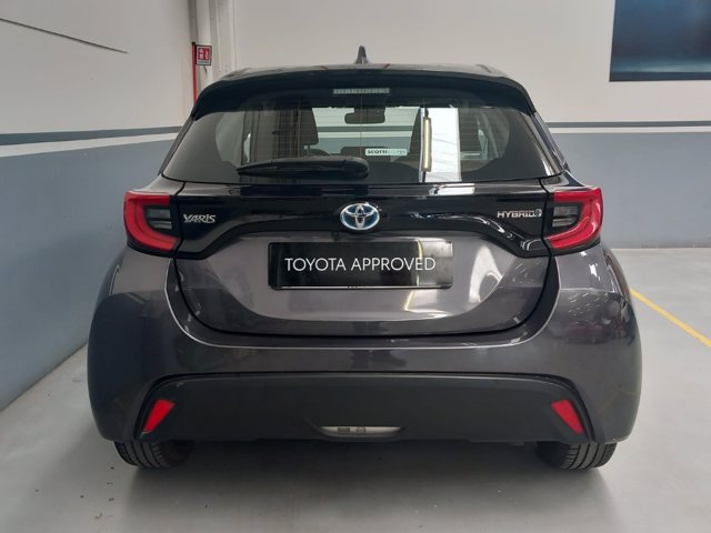 TOYOTA Yaris 1.5h trend