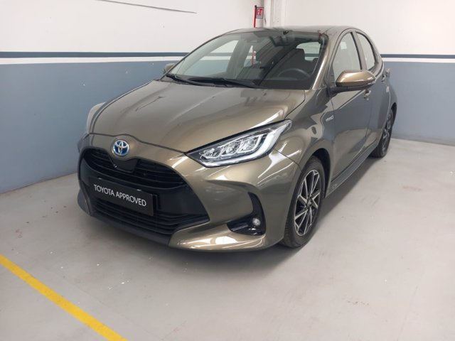 TOYOTA Yaris 1.5h trend