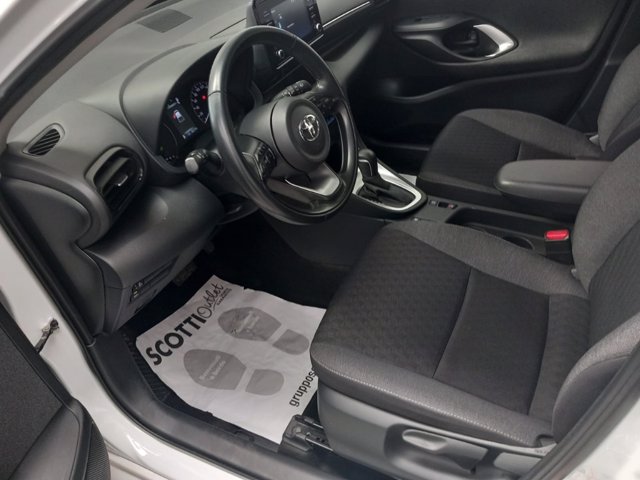 TOYOTA Yaris 1.5 Hybrid 5 porte Active