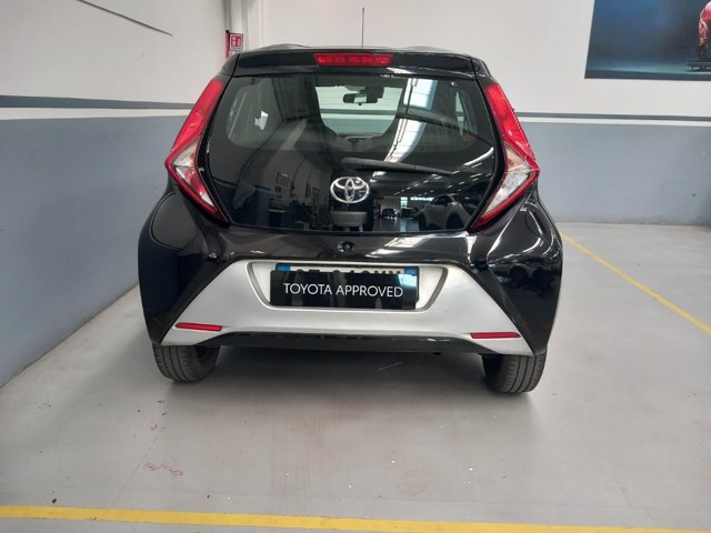 TOYOTA Aygo 5p 1.0 x-play 72cv