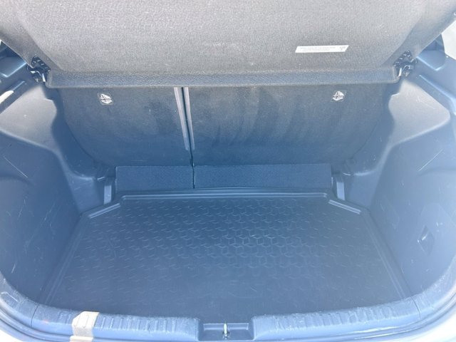 TOYOTA Yaris 1.5h trend