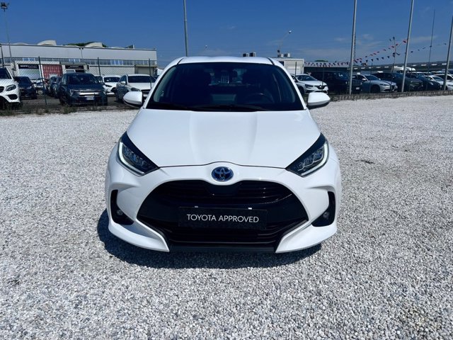 TOYOTA Yaris 1.5h trend