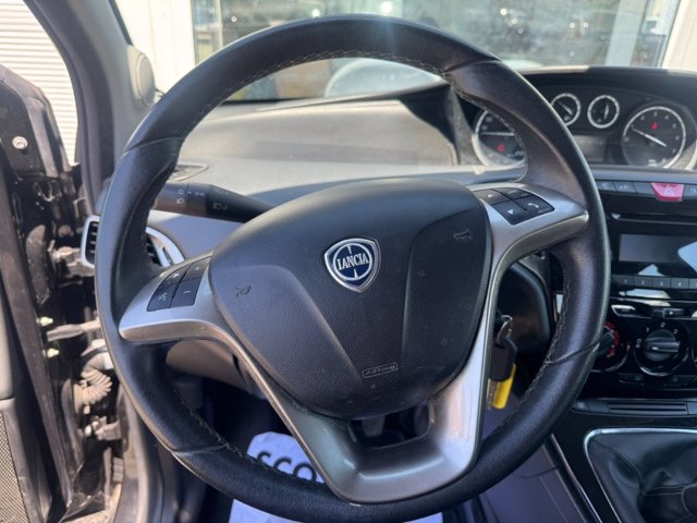 LANCIA Ypsilon 1.2 8v gold s&s 69cv e6