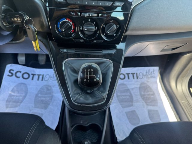 LANCIA Ypsilon 1.2 8v gold s&s 69cv e6