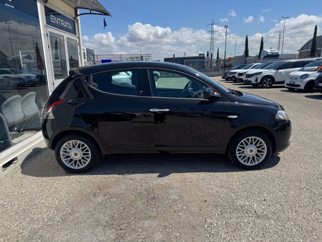 LANCIA Ypsilon 1.2 8v gold s&s 69cv e6