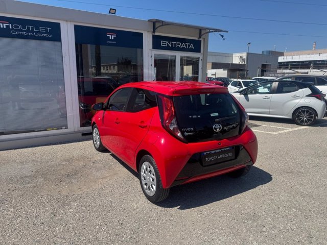 TOYOTA Aygo 5p 1.0 x-play m-mt 72cv