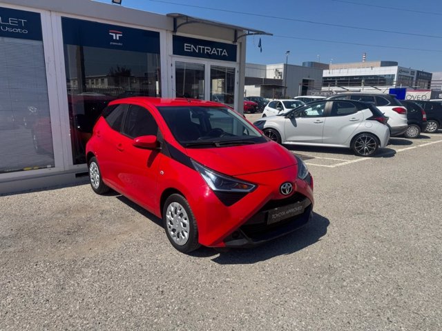 TOYOTA Aygo 5p 1.0 x-play m-mt 72cv