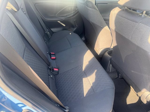 TOYOTA Yaris 1.0 active