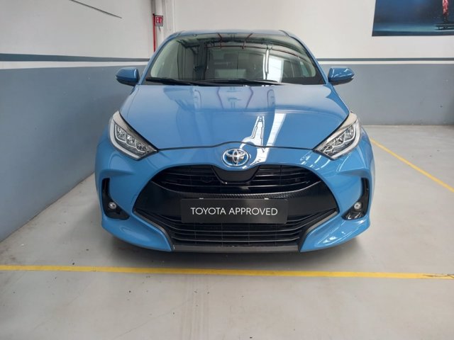 TOYOTA Yaris 1.5h trend