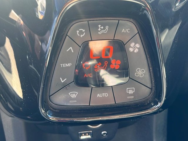 TOYOTA Aygo Connect 1.0 VVT-i 72 CV 5 porte x-fun