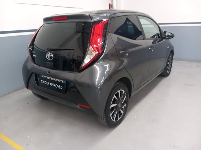 TOYOTA Aygo 5p 1.0 x-play 72cv