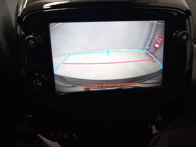 TOYOTA Aygo 5p 1.0 x-play 72cv