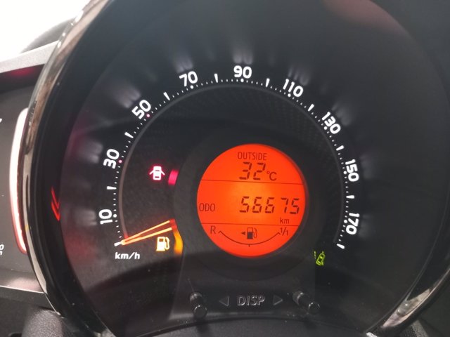 TOYOTA Aygo 5p 1.0 x-play 72cv