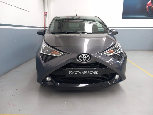 TOYOTA Aygo 5p 1.0 x-play 72cv