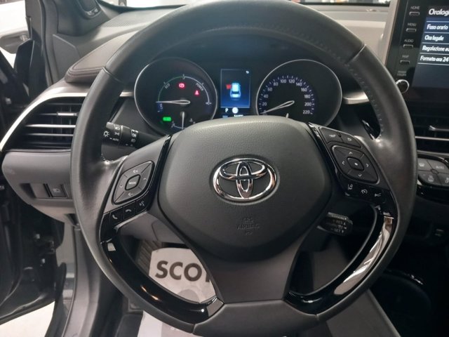 TOYOTA C-hr 1.8h lounge e-cvt