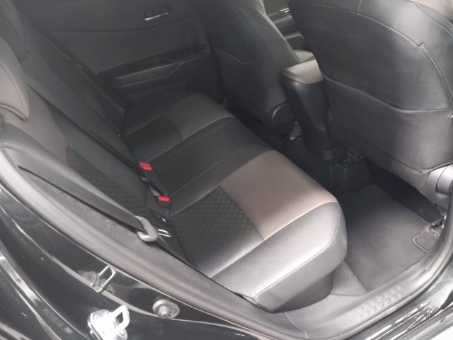 TOYOTA C-hr 1.8h lounge e-cvt