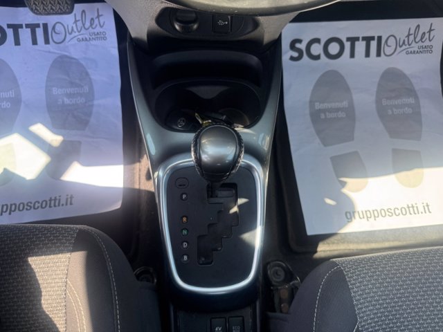 TOYOTA Yaris 5p 1.5h cool