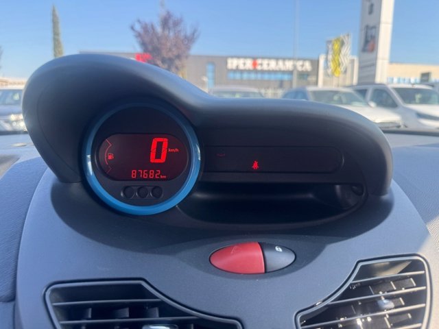 RENAULT Twingo 1.2 live 75cv