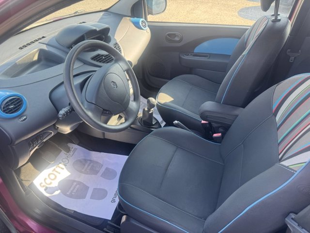 RENAULT Twingo 1.2 live 75cv