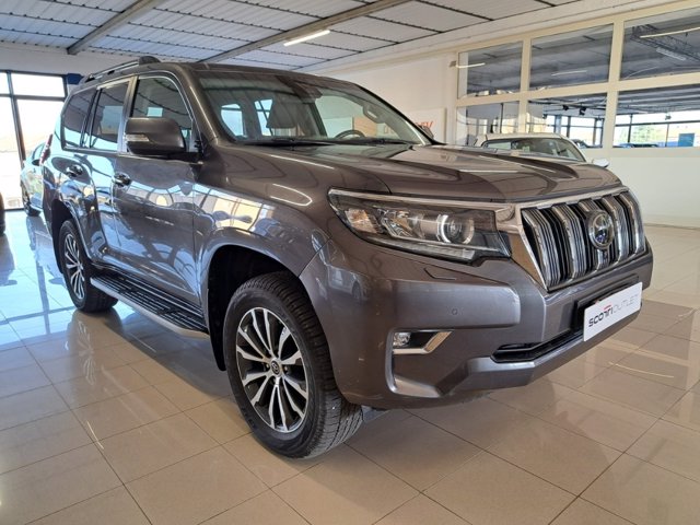 TOYOTA Land Cruiser 2.8 D4-D A/T 5 porte Executive