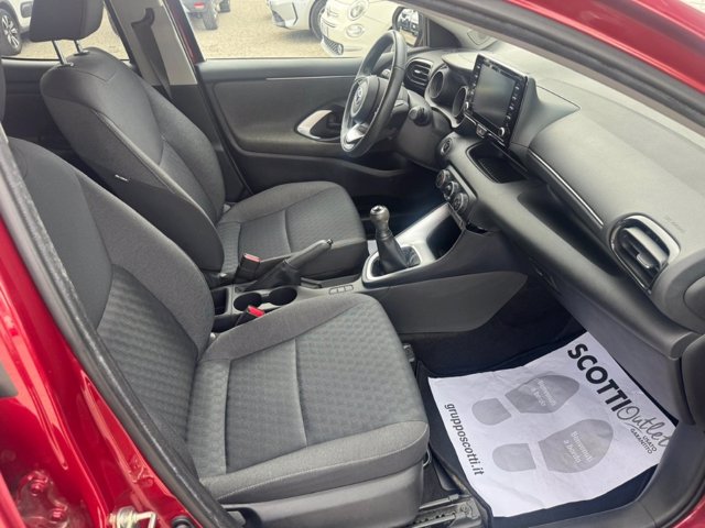TOYOTA Yaris 1.0 dynamic