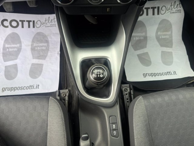TOYOTA Yaris 1.0 dynamic